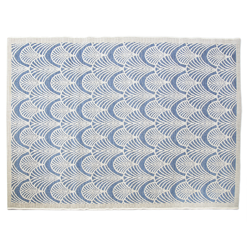 Tappeto con pattern azzurro